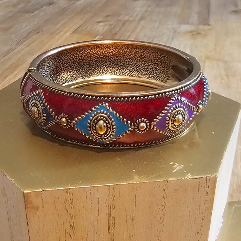 Vintage Enameled Metal Cuff Bracelet.Luxurious,Textured with Diamond Pattern.